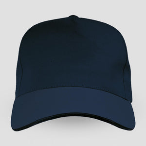 Cappellino con visiera sandwich
